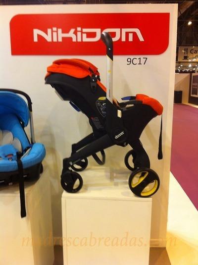 Sistemas de retención para automóvil: la silla convertible Doona image