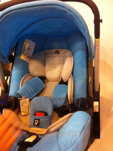 Sistemas de retención para automóvil: la silla convertible Doona image