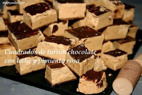 Cuadrados de turron, chocolate con leche y pimienta rosa