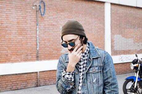 Stay_Stan_Vintage_Denim_Jacket_H&M_Shirt_H&M_Bershka_Jeans_Adidas_Stan_Smith_Sunglasses_Woodfriends (16)
