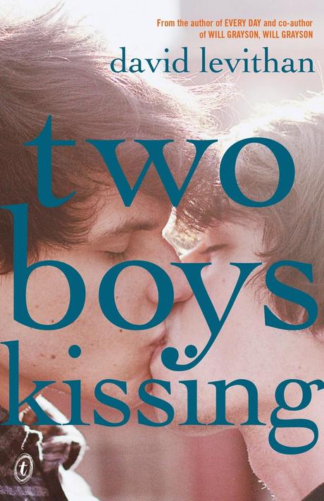 Reseña: Two Boys Kissing - David Levithan