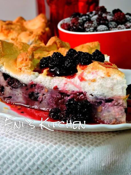 Tarta de arandanos y moras con nubes de azucar!