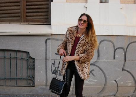 bURGUNDY + nEGRO + pRINT aNIMAL .. #nOUNIFORMES