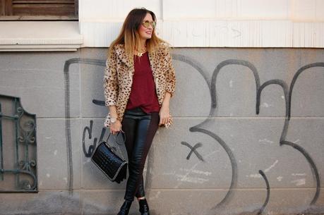 bURGUNDY + nEGRO + pRINT aNIMAL .. #nOUNIFORMES
