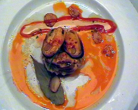 PASTEL DE ENSALADILLA RUSA, LANGOSTINOS Y MEJILLONES