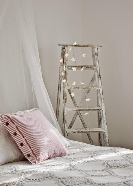 MENOS EN MAS, TAMBIEN EN NAVIDAD...