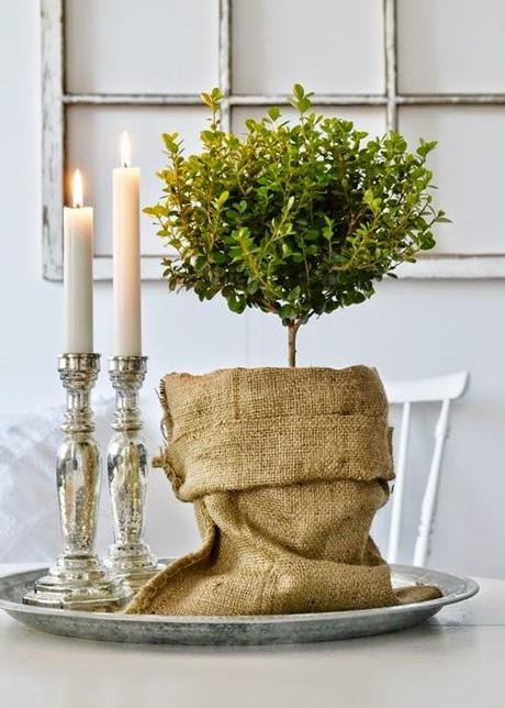 MENOS EN MAS, TAMBIEN EN NAVIDAD...