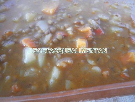 POTAJE DE LENTEJAS Y VERDURAS