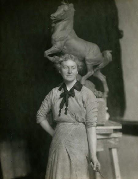 Modelando la fauna y la historia, Anna Vaughn Hyatt Huntington (1876-1973)