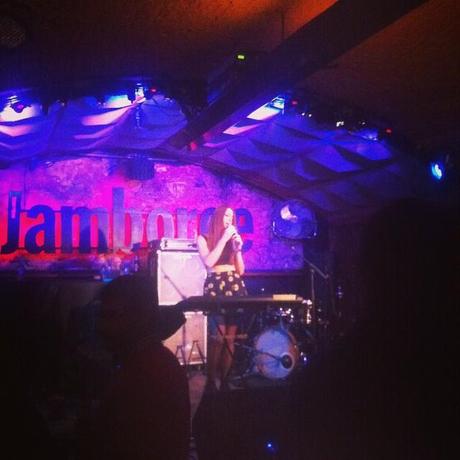 La Gira de San Miguel Un Lugar Llamado Mundo pasó por Barcelona con Tórtel y Brigitte Laverne