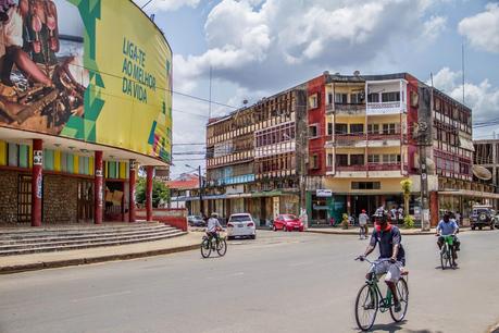 Quelimane; bicicletas, ruinas y boa gente