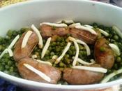 Salchichas guisantes queso provolone Salsicce piselli