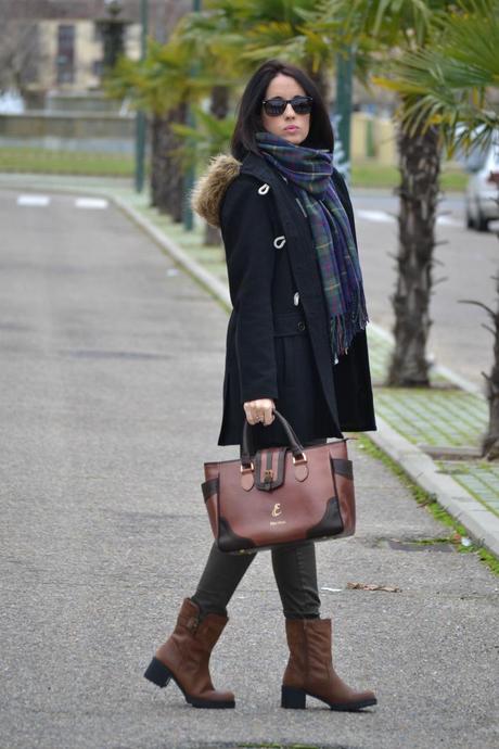 “LIVE YOUR LIFE”