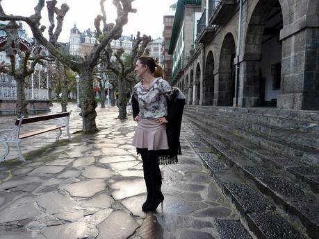 Faldas de moda, falda de polipiel