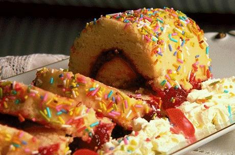 BRAZO GITANO RELLENO DE FRESA