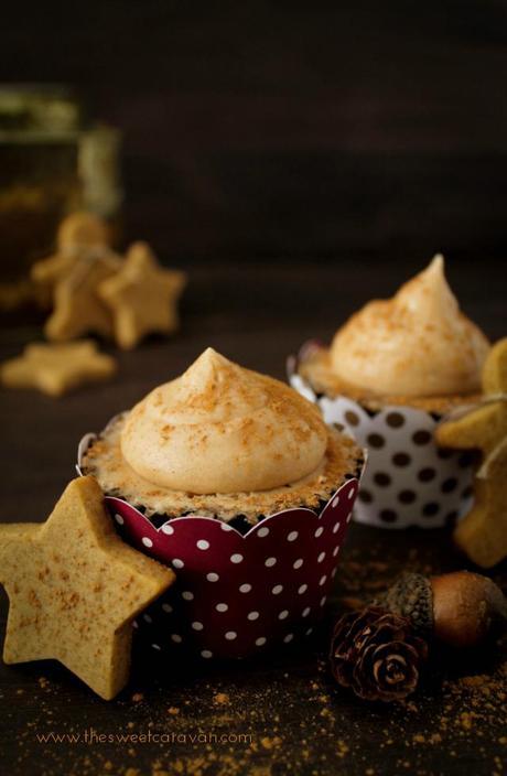 Cupcakes de jengibre con frosting de canela... Y más jengibre en las galletas!! #cupcakesXnavidad 2ª parte.