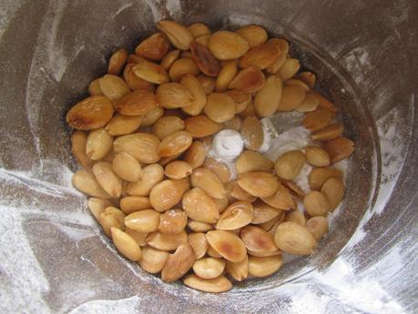 Turrón almendrado Nestlé