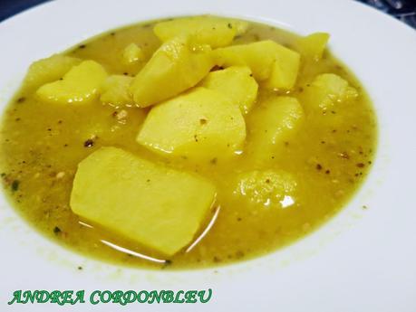 PATATAS EN AJOPOLLO