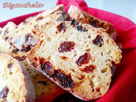 BISCOTES CON PASAS