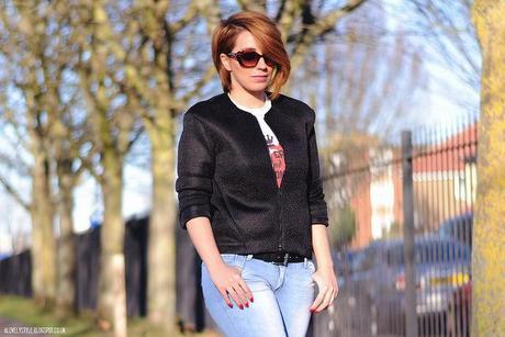 Look of the day: Funny t-shirt, jeans & studded booties lovelystyle (1)