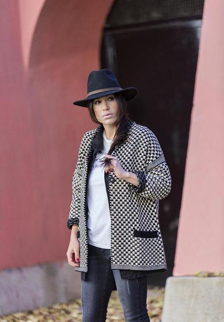 street style barbara crespo hake outfit hat el retiro fashion blogger blog de moda