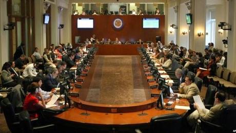 OEA apoyó normalización entre Cuba y EEUU, pero hizo mutis al bloqueo