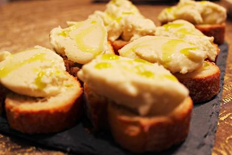 MONTADITOS DE BRANDADA DE BACALAO