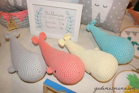 Un regalo original es un doble regalo ballenas crochet