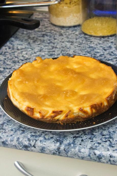 Tarta de queso ricotta y manzana