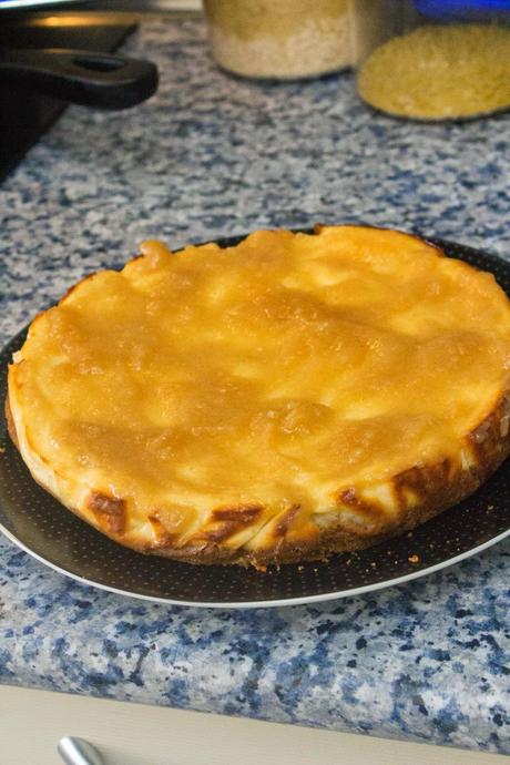 Tarta de queso ricotta y manzana