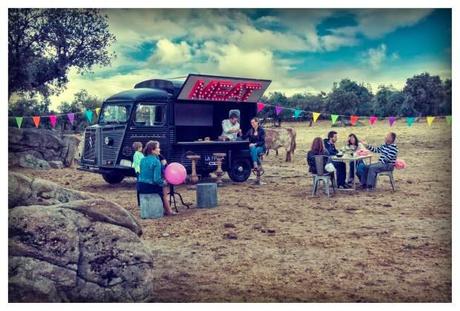 Hoy, día en el que todos queremos cenar en  casa, sacamos la comido a la calle