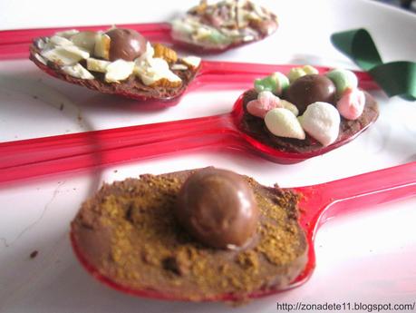 Idea fácil para regalar esta navidad - Cucharas navideñas