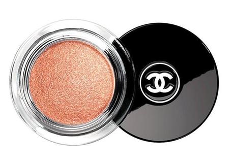 Plumes Précieuses, La Colección de Navidad de CHANEL