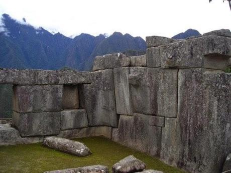 Machu Picchu, Templo de las tres ventanas. Perú