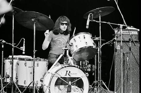 RAMONES - Ramones, 1976. Crítica del álbum. Reseña. Review.