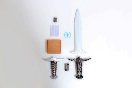 Esta espada élfica se ilumina cuando detecta redes WiFi abiertas