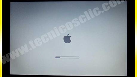 Arranca mi Mac y se queda la pantalla en blanco ¿Qué hacer?