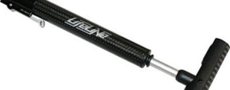 Mini-bomba LifeLine Carbon, una decente pieza para hinchar neumáticos a un bajo costo