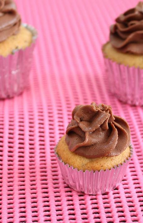 Cupcakes de Higos y Crema Chantilly de Chocolate para Navidad