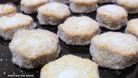 PASTAS DE ANIS Y FELIZ NAVIDAD