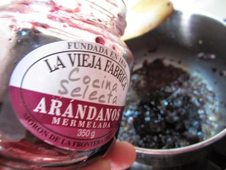 SALSA DE PEDRO XIMENEZ Y ARÁNDANOS (PARA ACOMPAÑAR ASADOS)