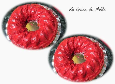 Bizcocho de almendras con cobertura de candy melts