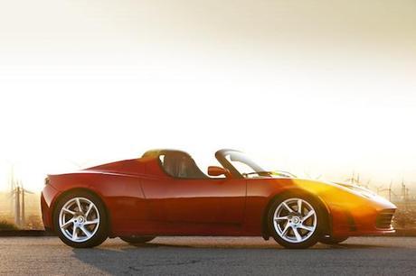 La batería del Tesla Roadster aguantará cerca de 643 km con una carga