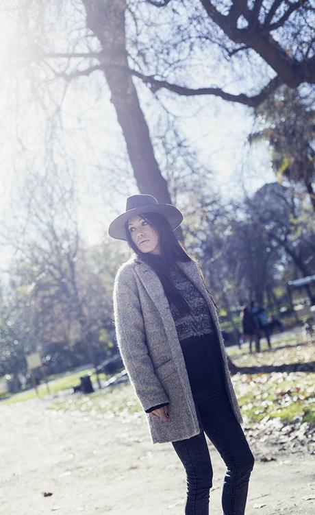 street style barbara crespo grey pepe jeans red boots fashion blogger outfit blog de moda street style barbara crespo grey pepe jeans red boots fashion blogger outfit blog de moda