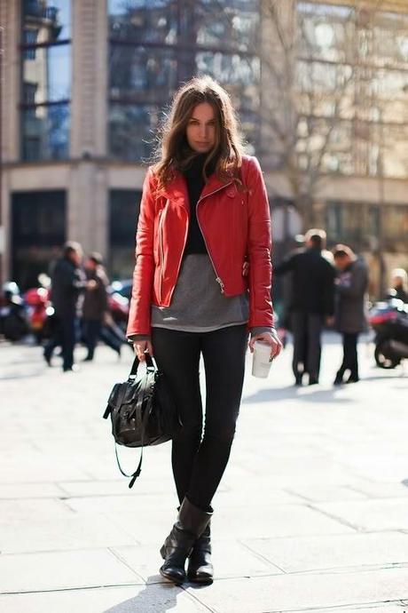 STREET STYLE INSPIRATION; THE RED TOUCH.-