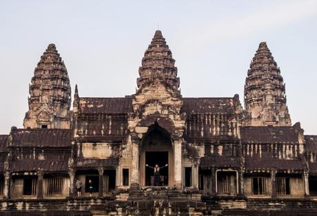 Desperezándonos con la mañana, Angkor Wat