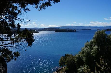 Villa Pehuenia, un paraiso escondido en Patagonia rodeado de lagos, montañas y bosques.