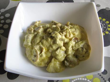 Pollo con salsa de mostaza