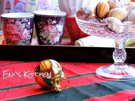 ¡ Nueces, galletas rellenas de crema! - Fursecuri nuci!