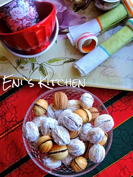 ¡ Nueces, galletas rellenas de crema! - Fursecuri nuci!